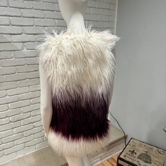 Ombre Faux Fur Vest Cream Plum Purple Shaggy Statement Festival Boho Glam BNWT - Picture 9 of 16